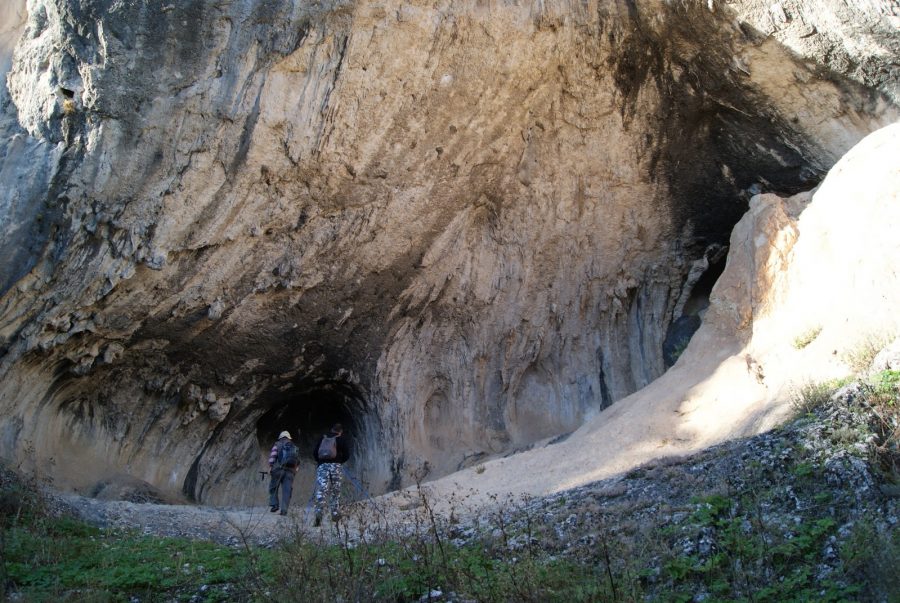 cueva del encajero